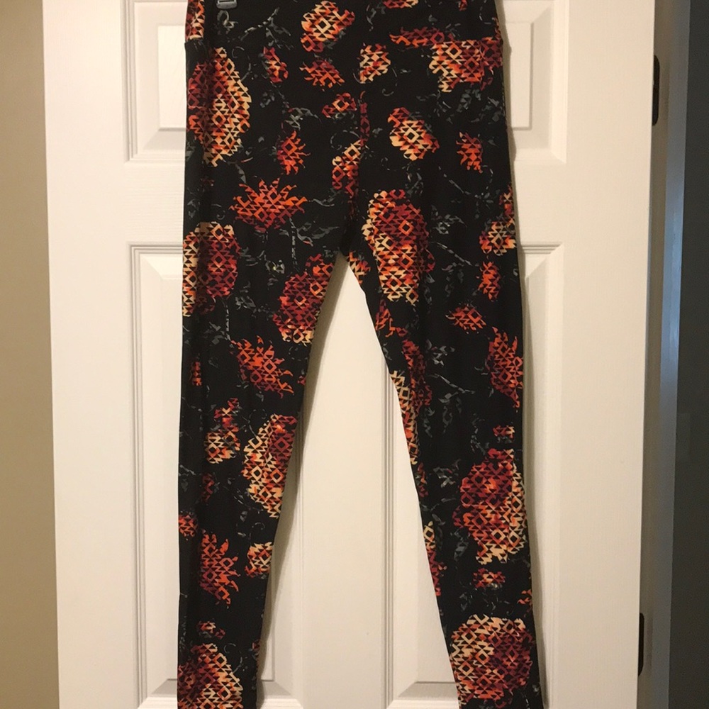 LuLaRoe TC women's leggings